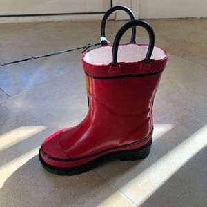 Red toddler rain boots. Size 7. New with tags.